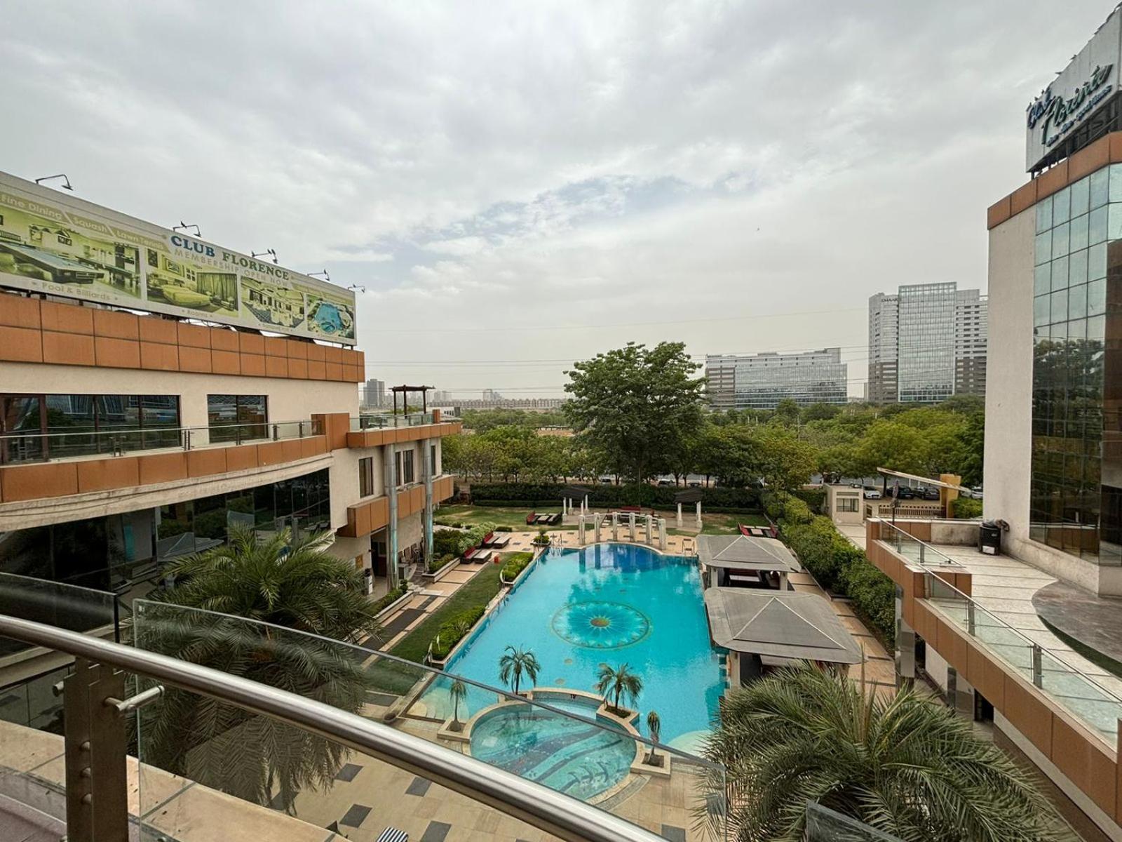 Club Florence Gurgaon Exterior foto